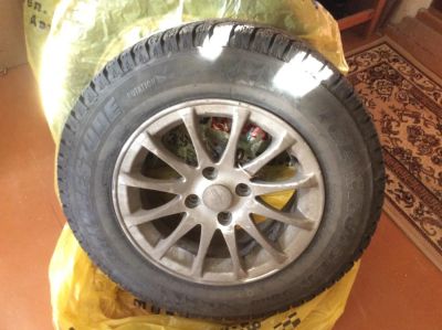 Лот: 10451225. Фото: 1. шины Bridgestone ICE Cruizer 7000... Шины на дисках