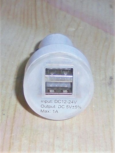 Лот: 11197729. Фото: 1. USB переходник в прикуриватель... Электроприборы для автомобиля