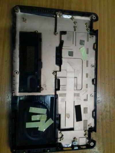 Лот: 12170391. Фото: 1. Поддон для ноутбука DNS 0158911. Корпуса, блоки питания