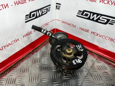 Лот: 18960719. Фото: 1. Насос гидроусилителя руля Toyota... Двигатель и элементы двигателя