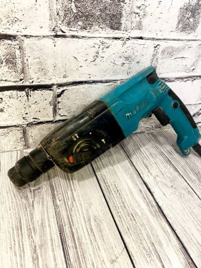 Лот: 22985009. Фото: 1. Перфоратор Makita HR2450 (3507... Электроинструмент