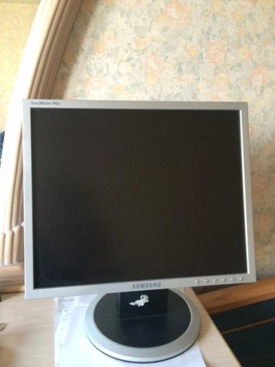 Лот: 3972592. Фото: 1. Монитор Samsung syncmaster 740n. ЖК-мониторы