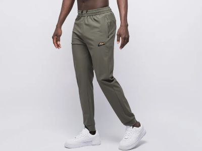 Лот: 20009079. Фото: 1. Брюки спортивные Nike. Брюки, джинсы, шорты