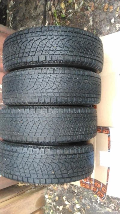 Лот: 10576452. Фото: 1. Зимние шины Bridgestone Blizzak. Шины