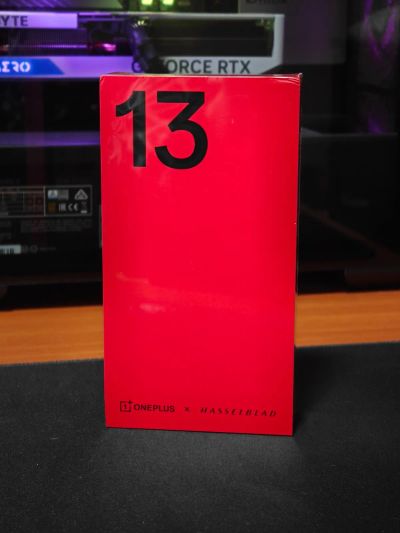 Лот: 24963178. Фото: 1. OnePlus 13 12/256GB. Смартфоны