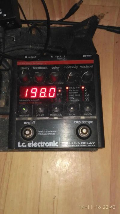 Лот: 8550159. Фото: 1. TC Electronics ND-1 NOVA DELAY. Гитарные эффекты и комбоусилители