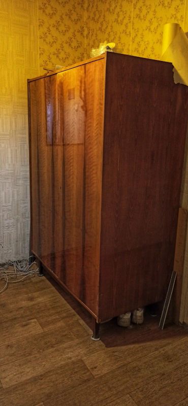 Лот: 17970379. Фото: 1. шкаф. Шкафы, шкафы-купе