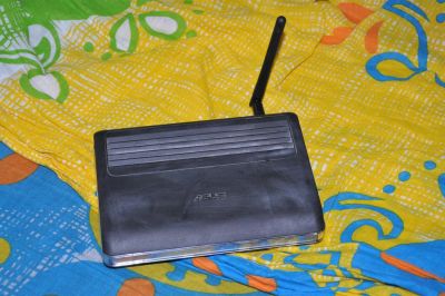Лот: 3351366. Фото: 1. Роутер Asus RT-N10. Маршрутизаторы (роутеры)