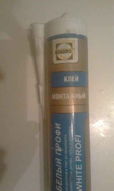 Лот: 3599470. Фото: 1. Клей монтажный Kvadro. Клеи, герметики, пена монтажная, клейкие ленты