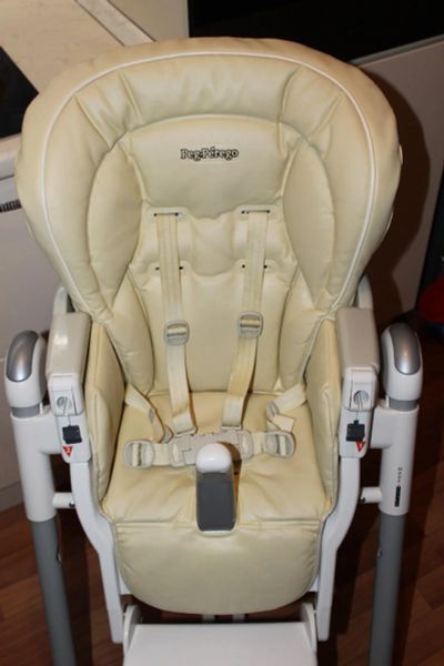 Лот: 7159736. Фото: 1. Стульчик для кормления Peg Perego... Стульчики для кормления