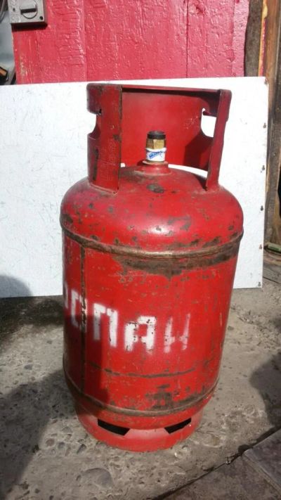 Лот: 11373610. Фото: 1. баллон пропан с клапаном 27л. Баллоны, газ в баллонах