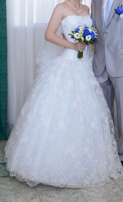 Лот: 3031361. Фото: 1. Свабедное платье (Rosali Faina... Другое (свадебная мода)