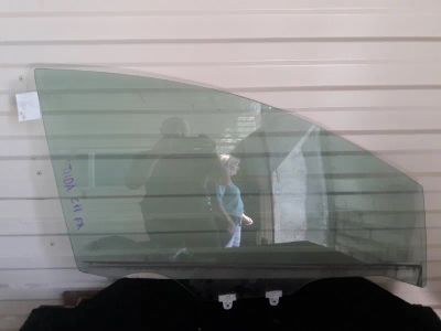 Лот: 21412802. Фото: 1. стекло Nissan Tiida, Tiida Latio... Двигатель и элементы двигателя