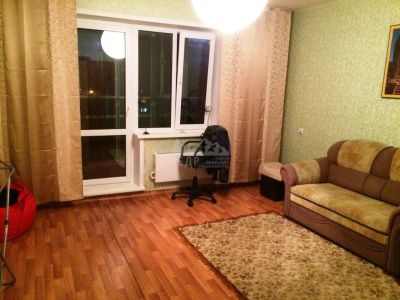 Лот: 14950867. Фото: 1. Продается однокомнатная квартира... Квартиры, студии