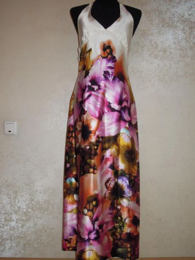 Лот: 5337104. Фото: 1. Шикарное платье-сарафан с открытой... Готовые изделия