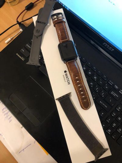 Лот: 11197284. Фото: 1. Apple Watch Series 3 42mm Space... Смарт-часы, фитнес-браслеты, аксессуары