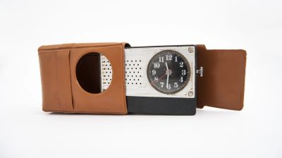 Лот: 16530536. Фото: 1. Дорожные часы "Луч" из СССР в... Другое (коллекционирование, моделизм)