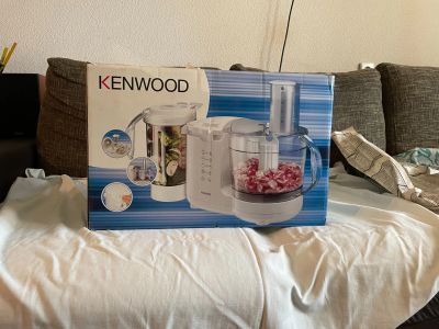 Лот: 19435595. Фото: 1. Кухонный комбайн Kenwood. Кухонная