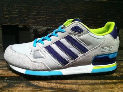 Лот: 3221980. Фото: 1. Adidas zx 750 реклама м,ж (535... Кеды, кроссовки, слипоны