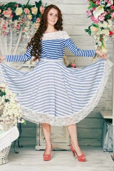 Лот: 7289165. Фото: 1. Тельняшка с кокеткой из кружева. Футболки, топы и майки