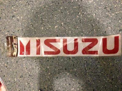 Лот: 3054968. Фото: 1. наклейка Isuzu. Наклейки автомобильные