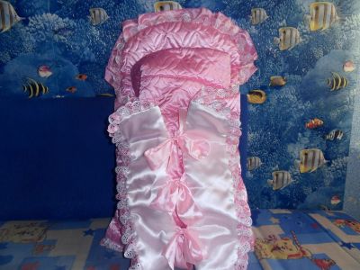 Лот: 3533934. Фото: 1. Уголок-одеяло на выписку из роддома... Комплекты, конверты на выписку