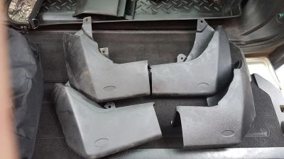 Лот: 9674714. Фото: 1. Комплект брызговиков Land rover... Кузов