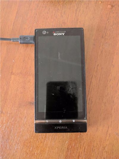 Лот: 10193267. Фото: 1. Sony xperia P. Смартфоны