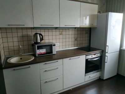 Лот: 15584532. Фото: 1. Сдам 1-комнатную квартиру. Квартиры, студии