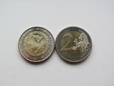Лот: 13889761. Фото: 1. Словакия 2 евро 2011 " 20 лет... Европа