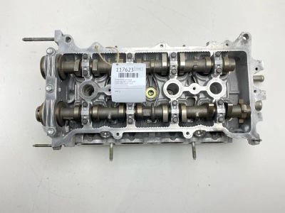 Лот: 25623446. Фото: 1. Головка блока цилиндров Toyota... Двигатель и элементы двигателя