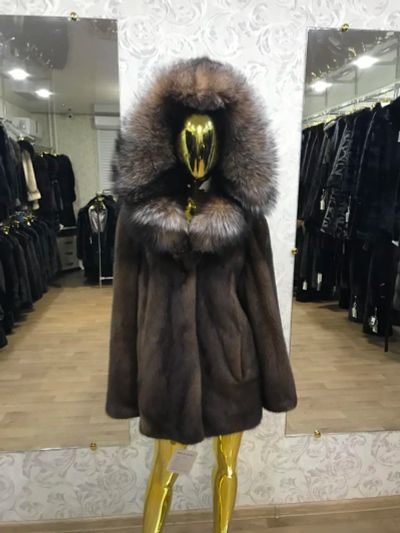 Лот: 10813224. Фото: 1. Шуба Норковая ореховая с шикарным... Верхняя одежда
