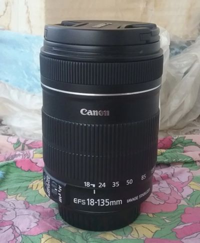 Лот: 17172770. Фото: 1. Canon EF-S 18-135mm IS. Объективы