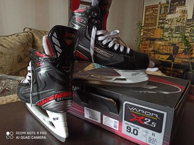 Лот: 16320901. Фото: 1. Коньки Bauer vapor x 2,5. Коньки