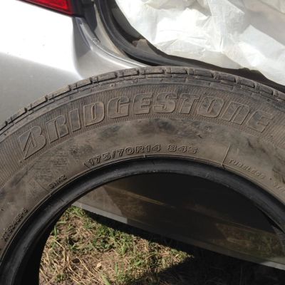 Лот: 3988799. Фото: 1. Bridgestone 175/70 r14. Шины