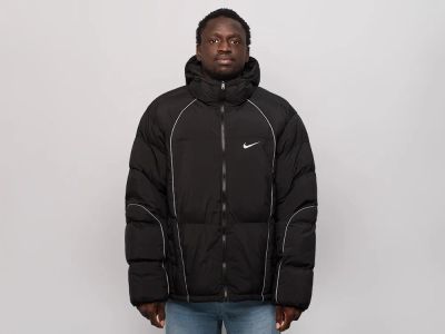Лот: 25645019. Фото: 1. Куртка Nike. Верхняя одежда