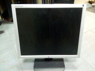 Лот: 9009453. Фото: 1. монитор LG Flatron на запчасти. ЖК-мониторы