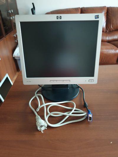 Лот: 13741504. Фото: 1. Монитор HP L1506, 15 дюймов, хорошее... ЖК-мониторы