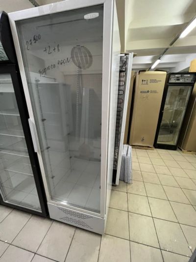 Лот: 19630184. Фото: 1. Холодильный шкаф -витрина Бирюса... Холодильное