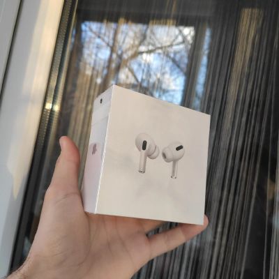 Лот: 17664706. Фото: 1. Новые в пленке apple airpods pro... Наушники, гарнитуры