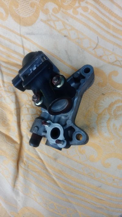 Лот: 11777588. Фото: 1. Клапан egr mazda demio dy3w. Двигатель и элементы двигателя