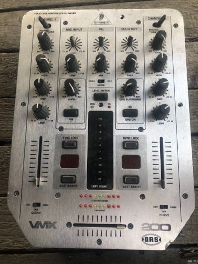 Лот: 13848172. Фото: 1. Behringer vmx 200 микшер. Микшеры, предусилители, микрофонные эффекты