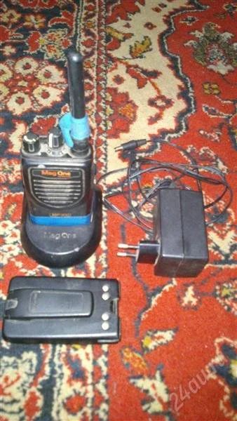 Лот: 2770677. Фото: 1. Motorola Mag One. Рации, радиостанции