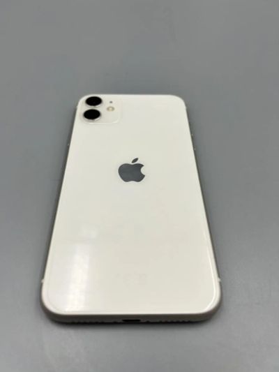 Лот: 19269726. Фото: 1. Apple iPhone 11 128 GB White 352990113338269. Смартфоны