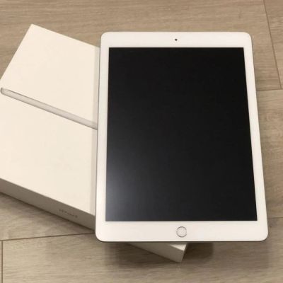 Лот: 14406822. Фото: 1. Apple iPad. Планшеты
