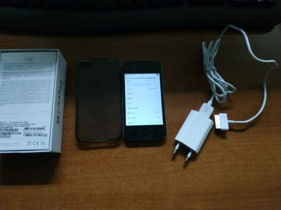 Лот: 14756481. Фото: 1. Iphone 4s 16gb. Другое (смартфоны, связь, навигация)
