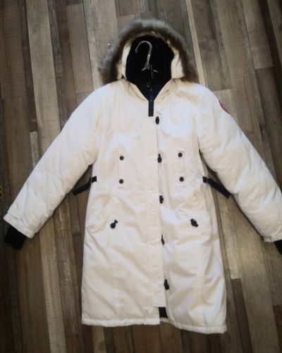 Лот: 15199175. Фото: 1. Пуховик женский Canada Goose. Верхняя одежда