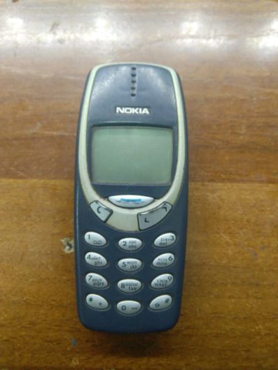 Лот: 15571684. Фото: 1. Nokia 3310 не включается. Кнопочные мобильные телефоны