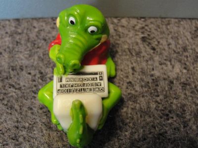Лот: 3285015. Фото: 1. Киндер Крокодильчик. Игрушки