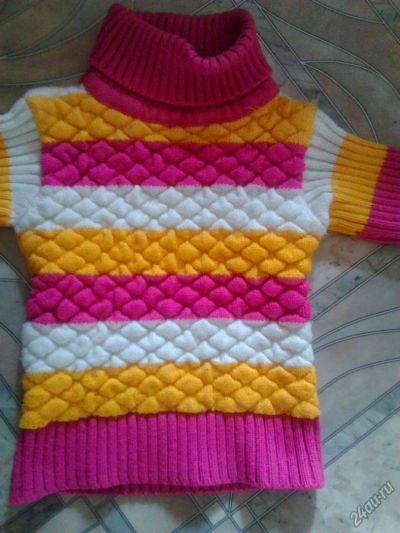 Лот: 12669823. Фото: 1. очень теплый и яркий свитер девочке... Свитера, кофты, трикотаж